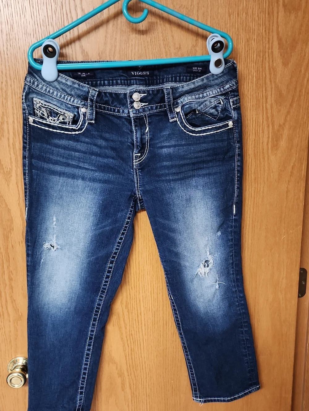 Vigoss Embroidered Back Pocket Cropped Jeans womens 13/14x23 number 2072